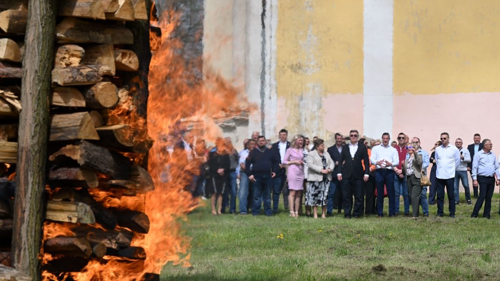 Predsjednik Republike Zoran Milanović u posjeti Gradecu povodom manifestacije Uskrsni običaji gradečkog kraja | Karlobag.eu