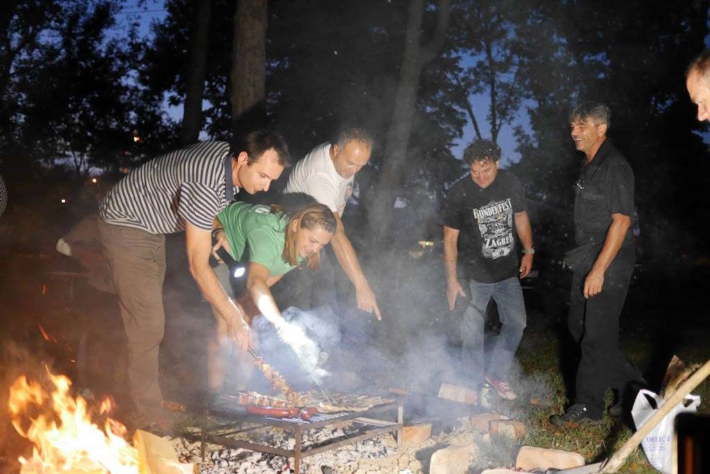 Weź udział w 7th Zelina Château: kemping rodzinny, zajęcia sportowe i spotkania towarzyskie w przyrodzie